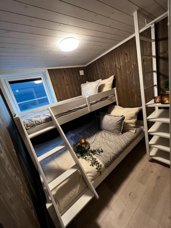 Exclusive Funkis Cabin, Lake View, Rooftop Terrace, Jacuzzi, Sauna, Close To Golf And Alpine Vradal Ngoại thất bức ảnh